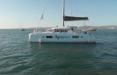 Sailing in Ria Formosa on board 42 Lagoon Catamaran