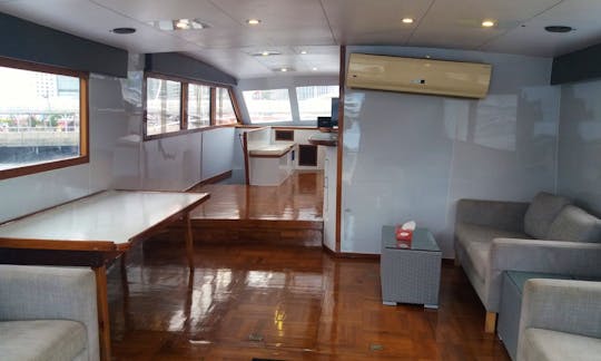 65ft Motor Cruiser for Charter in Hong Kong Island