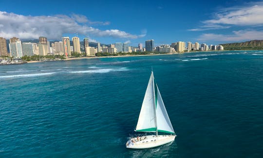 Sail away in Paradise!