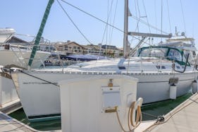 35' Beneteau Sailing Yacht For Rent Newport (MAP: 2022-32)