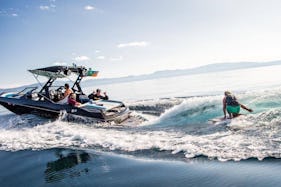 Lake Tahoe watersports w/Captain and coach on Mastercraft X30 - North Lake Tahoe