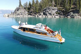 48' Award Winning Vintage Yacht with Flybridge - Legend - in South Lake Tahoe
