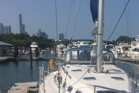 38' Catalina Sailing Cruise in Chicago