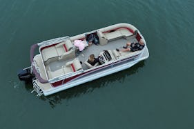 Lake Norman Pontoon Rental- hourly/daily/multi day rental