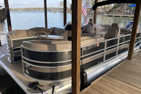 Cruise and Play on Lake Norman in a Sylvan Pontoon!!