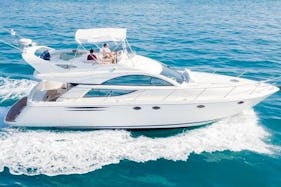 ENJOY MIAMI IN 57FT FAIRLINE FLYBRIDGE!!! One hour free mon-thurs 🎸