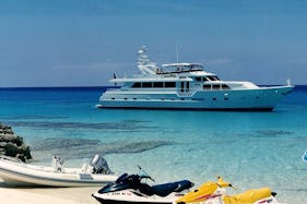 100' Broward Luxury Power Mega Yacht Charters in Marco Island, Florida