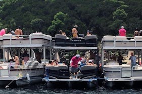 Tritoon Party Boat for 20 People in Austin, Texas