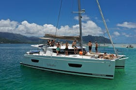 Catamaran Lokahi in Honoulu, Hawaii