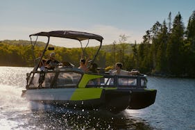 Pontoon Pleasure: Up To 40 mph, 8 Seat 2023 Sea-Doo Switch, Delafield, WI