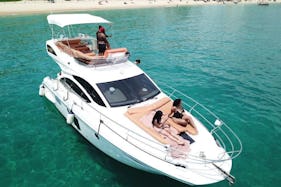 Brown Azimut 38 Flybridge - clean and nice luxury yacht!!