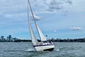 Cozy, Fast, and Fun Sailboat in Vancouver!