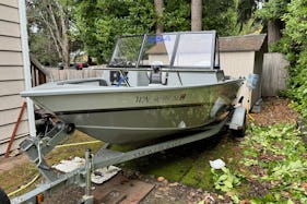 SmokerCraft 16 FT Fishing Boat