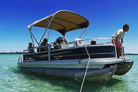 2022 18’ Suntracker Pontoon Rental in Tampa, Florida