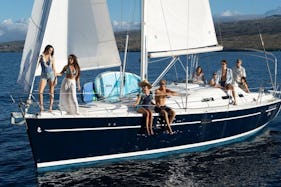 Stunning Beneteau 42 Experience in Honolulu, Oahu