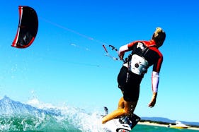 Kitesurfing Lessons in Sanya Shi